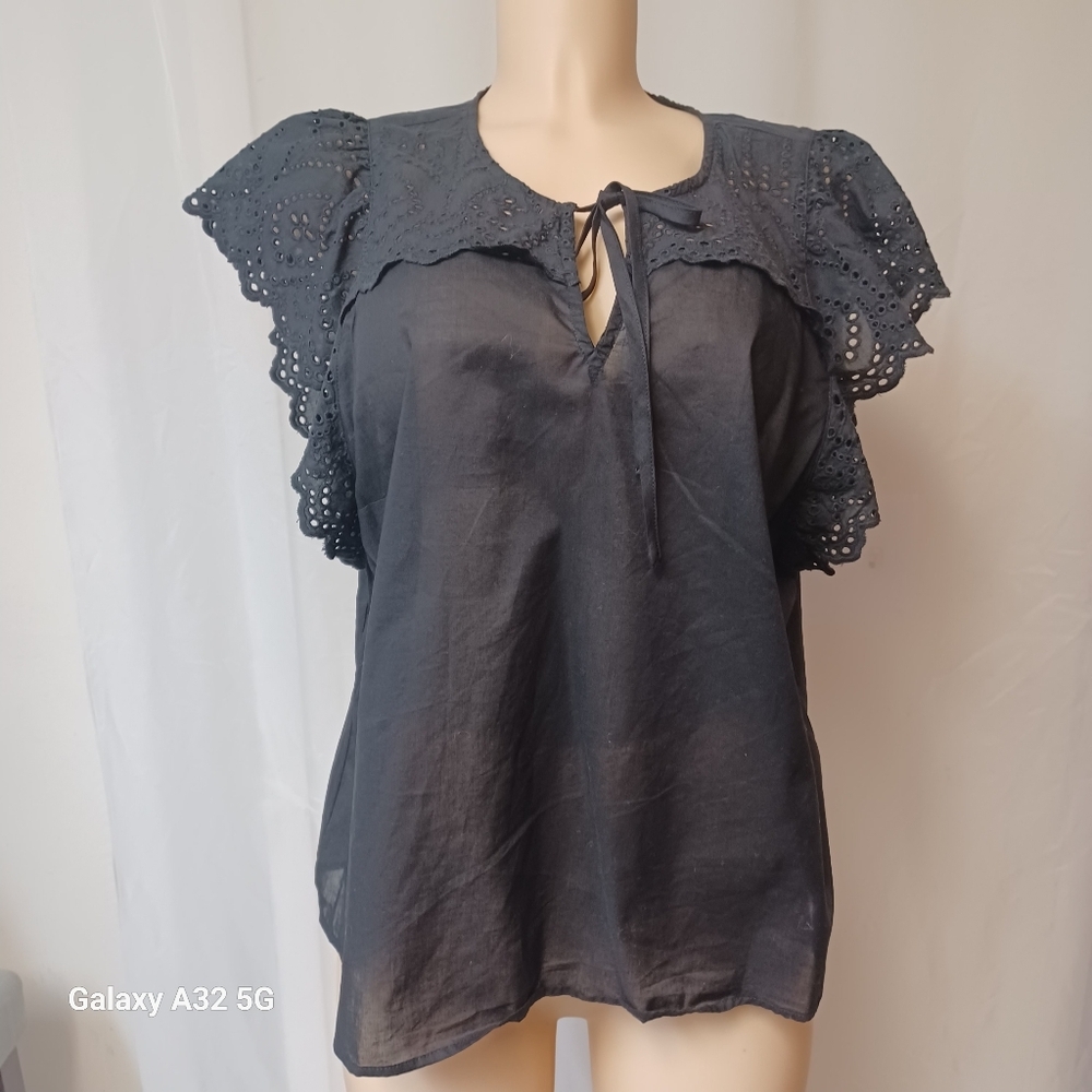 Nine West Women Size XL Black Flutter Sleeve Blouse with Tie Front